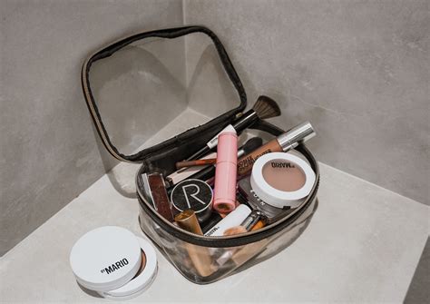 How To Pack Makeup When Traveling at Mackenzie Balfour blog