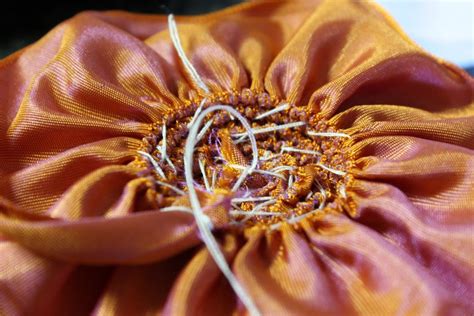 Satin Ribbon Tutorial 的图像结果