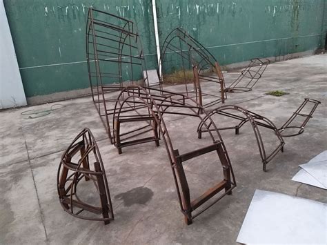 不锈钢雕塑圆雕的制作流程-方圳雕塑厂