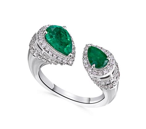 Mohar x Gemfields Dual Emerald Bloom Ring