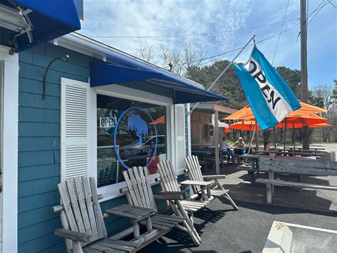 THE BLUE WILLOW FINE FOODS & BAKERY, Wellfleet - Restaurant Reviews ...