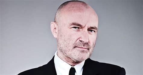 Phil Collins volta aos palcos dez anos depois
