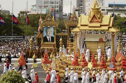 Cambodians mourn former king in funeral procession | The Times of India