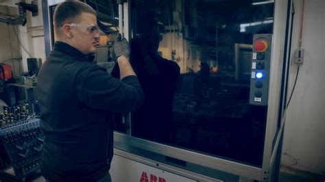 Smarter Welding: Italian Metal Manufacturer Enhances Efficiency with ...