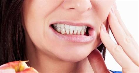 Hole In Gums: 6 Main Causes & How To Fix Holes In Your Gums!