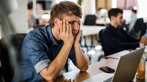¿Eres una persona aburrida?, la ciencia te responde | GQ
