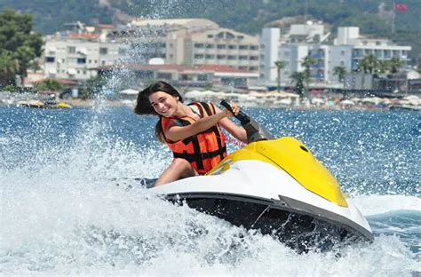 https://passionantalya.com/uploads/images/gallery/jet-ski-in-antalya-1.webp