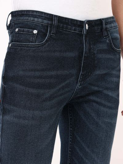 Buy Mens Jeans Online at Beyoung Upto 50% Off