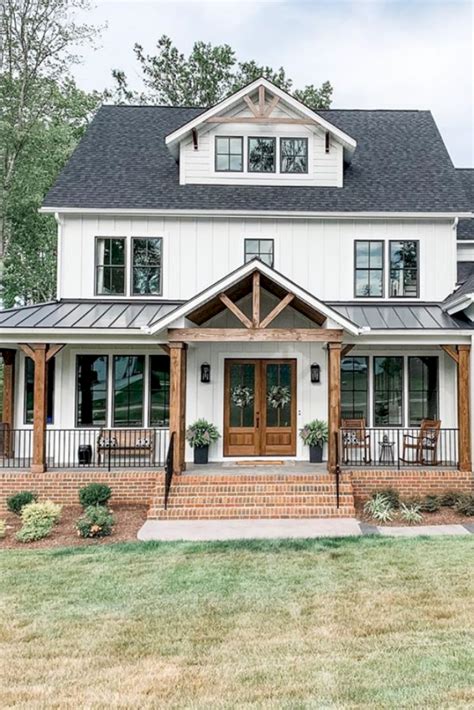 20+ Modern Farmhouse Front Porch Ideas