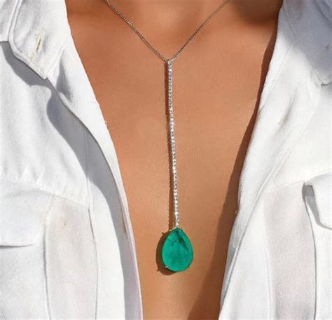 Emerald Stone Jewels: 5 Gorgeous Looks For Your Inner Queen – Salty ...