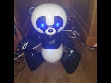 Rezultat imagine pentru Robopanda Features