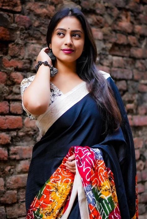 Isadora Life - Wrap In 1 Minute Saree