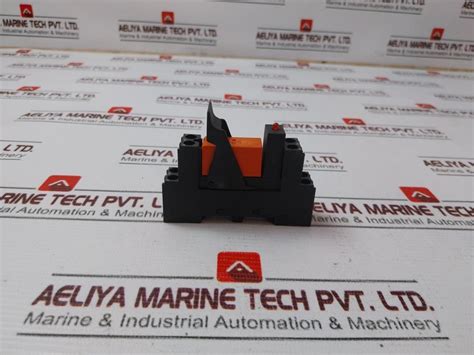 Schrack Rt78625 Control Relay With Socket 250Vac – Aeliya Marine Tech®
