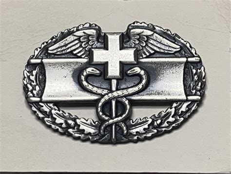 Badge U.S. Army Combat Medical Basic (CMB) 1970