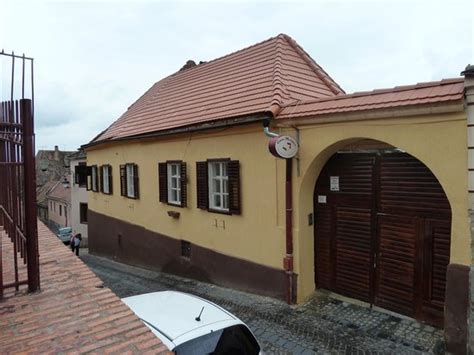 CASA MERISOR (Sibiu) - Specialty Inn Reviews, Photos, Rate Comparison ...