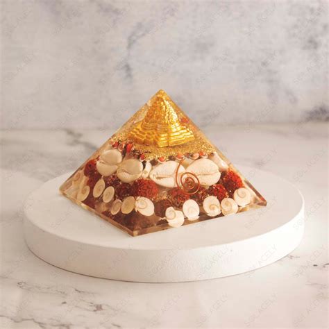 Laxmi Pyramid - Shree Yantra Gomti Chakra Orgone Pyramid