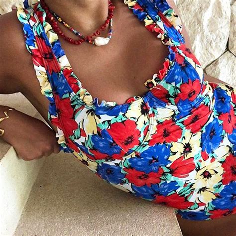 25 Cute Vintage-Style Swimsuits That Are So On Trend | Who What Wear