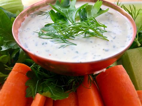 Dill Veggie Dip ⋆ That Which Nourishes