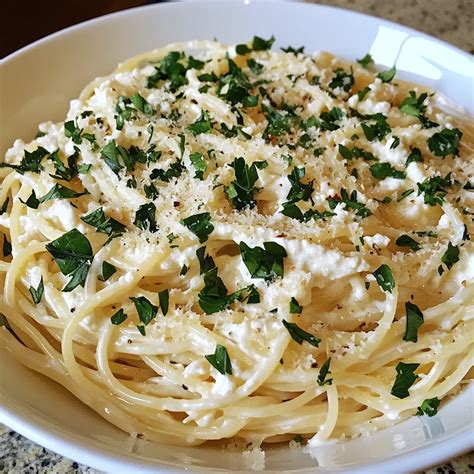 Ricotta Spaghetti: A Creamy Delight in 25 Minutes - Dishes Tasty | Easy ...
