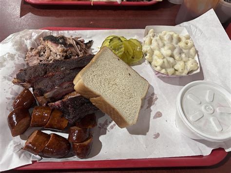 Luke's BBQ serves up some heavenly barbecue