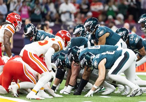 The Tush Push lives for Eagles: 8 notes & thoughts, from Jeffrey Lurie ...