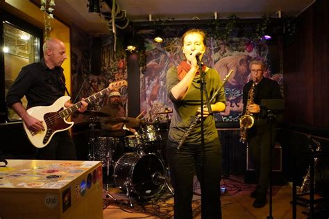Archie & The Purple Dogs @Libertad Leuven, Muntstraat 28/30, 3000 ...