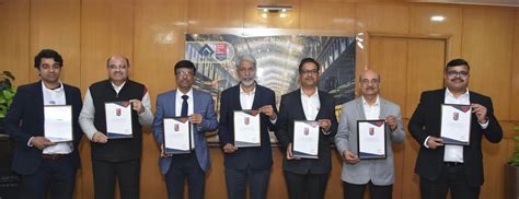 Press Release:Press Information Bureau