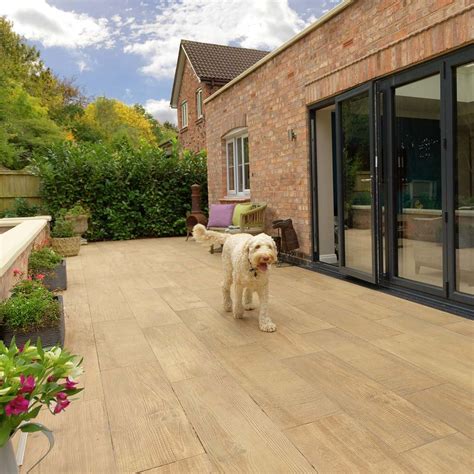 Outdoor Flooring Ideas Uk - Home Alqu