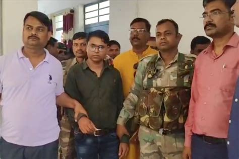 Jharkhand acb action- झारखंड एसीबी ने की कार्रवाई, तमाड़ के प्रभारी ...