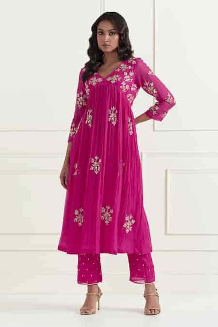 Buy Magenta Chanderi Embroidery Sequin V Neck Floral Anarkali With Pant ...