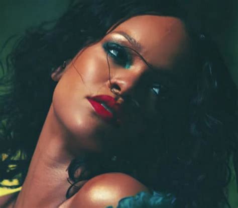 Rihanna: Είπε όχι στο Super Bowl σε ένδειξη αλληλεγγύης στον Κόλιν ...