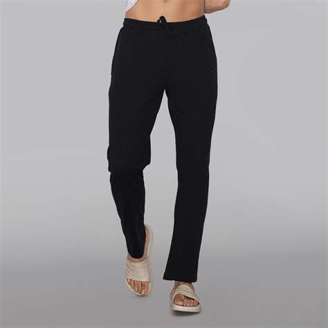 Pace Cotton Rich Track Pants Pitch Black – XYXX Apparels