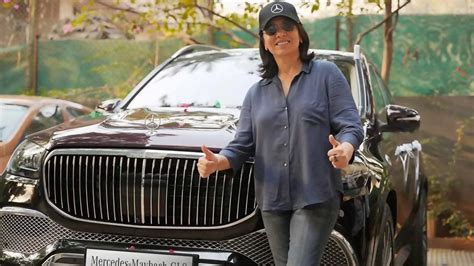 Neetu Kapoor Makes Heads Turn with Rs 2.92 Crore Mercedes-Maybach ...