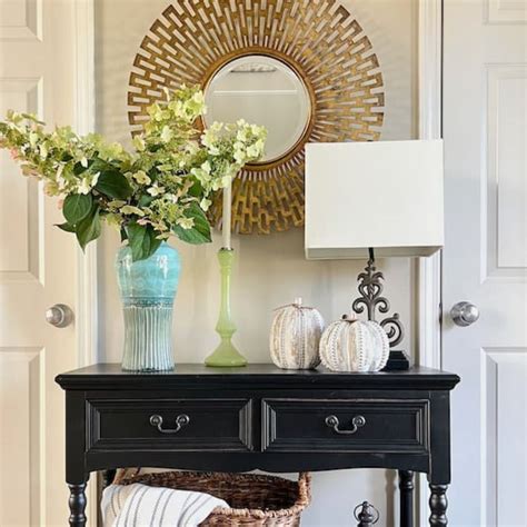 Fall Entryway Table Decor Ideas for a Warm Welcome - Perfecting Places