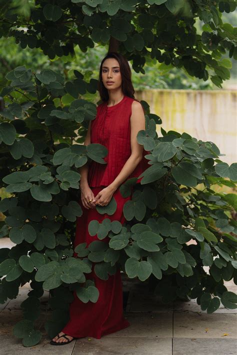 Nagoya Top Red – taru jaipur