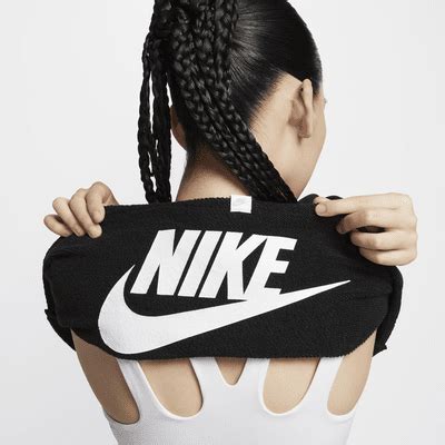 Nike Sportswear Women's Oversized French Terry Shrug. Nike IN