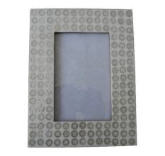Indianshelf: Get Up To 30% Discount on Photo Frames Online + Free Shipping