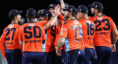 [Watch] Hilarious mix-up as Pat Cummins and Corey Anderson run to the ...