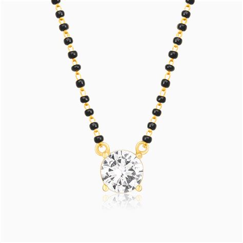 Buy Golden Classic Solitaire Mangalsutra at Best Price – GIVA
