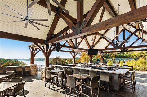 Cherokee Country Club Poolhouse | BarberMcMurry Architects