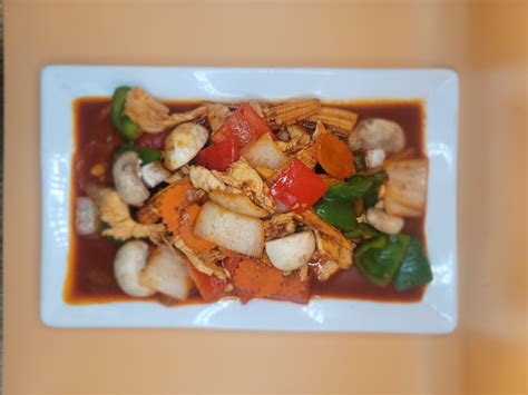 Tuk-Tuk Thai Kitchen Restaurant - ZingMyOrder