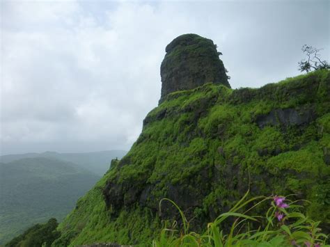 20 Natural Scenic Attractions on Sahyadri Mountain Ranges