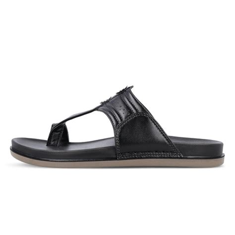 Buy Men's Walkaroo Bounceez: Stylish Men's Sandals & Kolhapuri Chappals ...