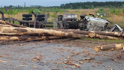 Logging Tractor Mishaps 的图像结果