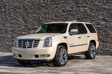 2008 Cadillac Escalade | King of Cars and Trucks