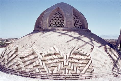 Brick Dome 的图像结果