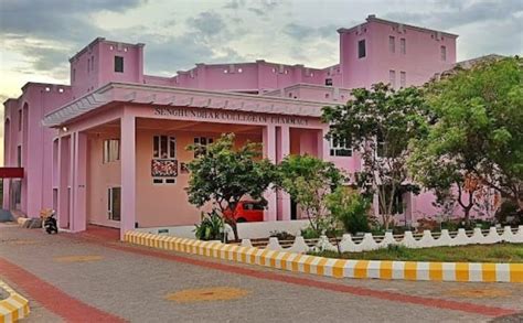 Senghundhar College of Pharmacy