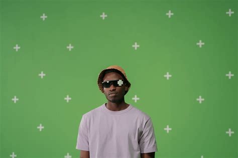 Chroma keying: What is it & how do you use it? | Epidemic Sound