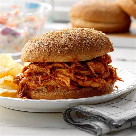 Slow-Cooker Pulled Chicken Sandwich