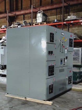 RUSSELECTRIC INC RTBDMBCT-12004CEF 1200A TRANSFER SWITCH (5) MASTERPACT ...